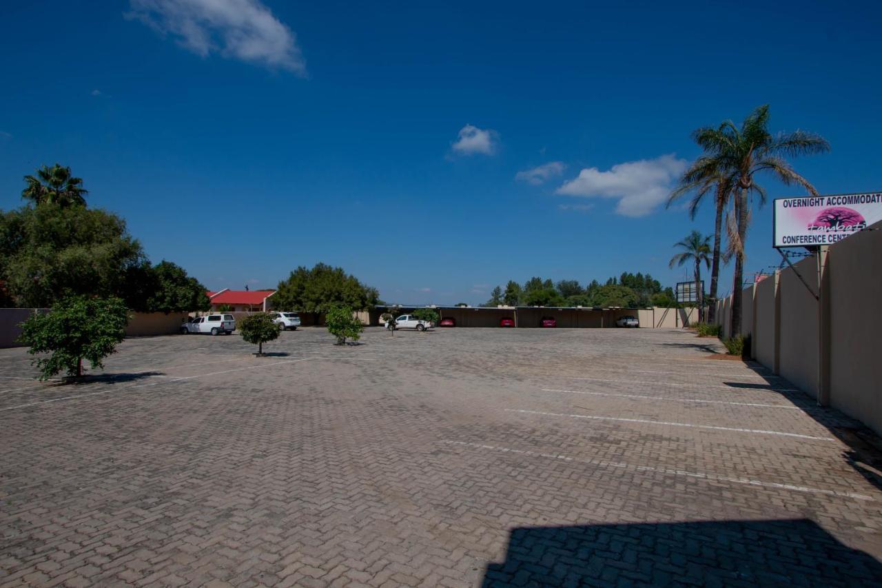 Tambati Overnight And Conference Center Polokwane Exterior foto